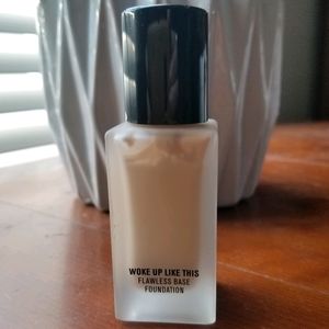 Il Makiage #40 Woke Up Like This Foundation